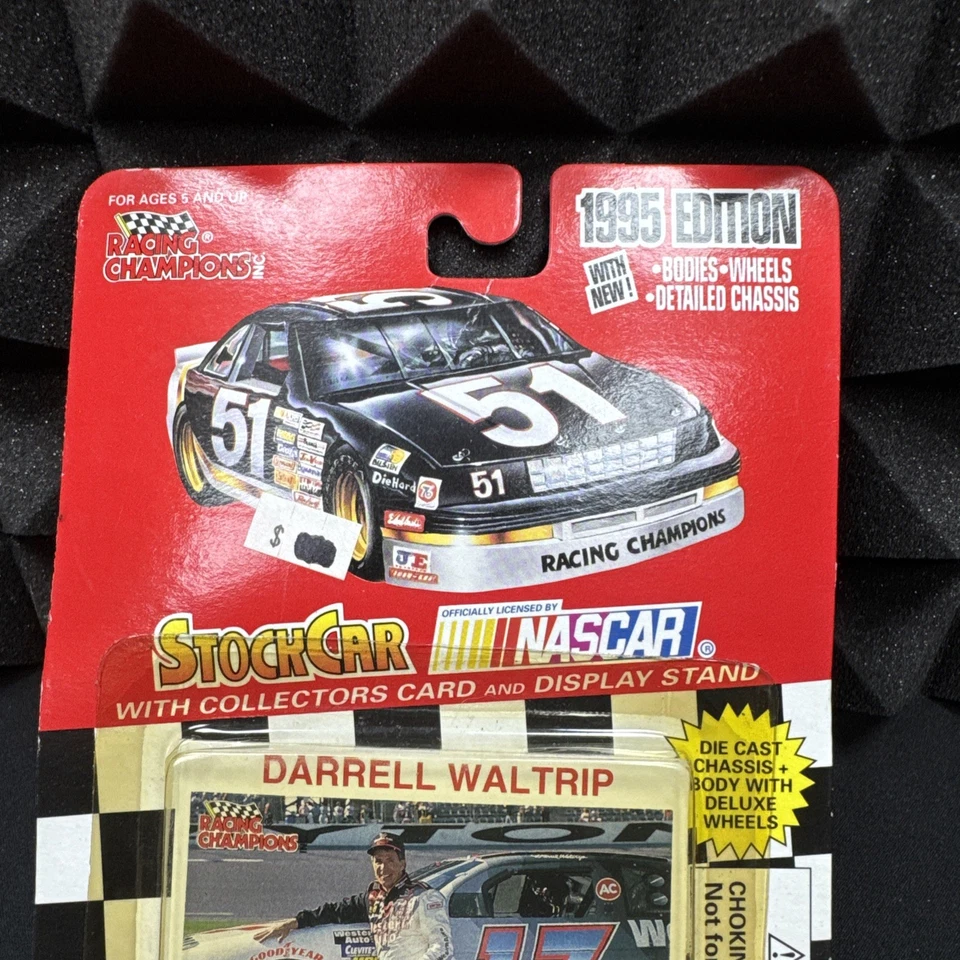 Coche coleccionable diecast Darrel Waltrip 1995 Racing Champions #51 vintage 1/64 Foto 4 de 4