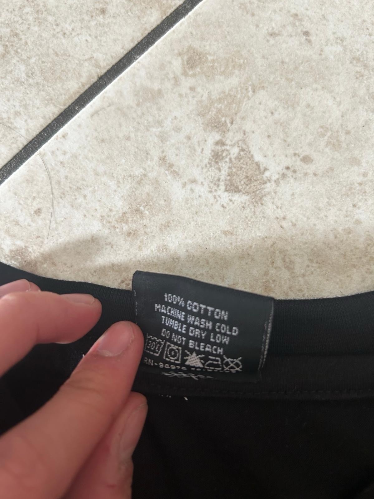 New Stussy Black T-Shirt Size L - Authentic Streetwear Tee NWT thumbnail 3