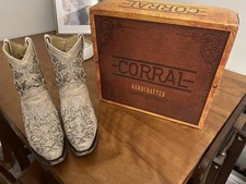 Corral Leather Cowgirl Boots White Glitter W/Crystal Inlay-Style A3550, Size 7.5