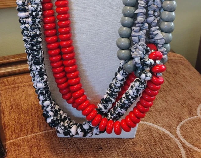 SJ Sassy Jones Black White Gray White Tezra Stone Runway Chunky Necklace 22.5" - Image 4 of 4