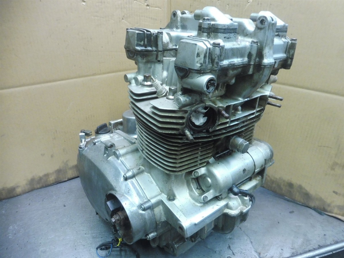 1983 Kawasaki KZ750 LTD Twin KM154. engine motor good compression