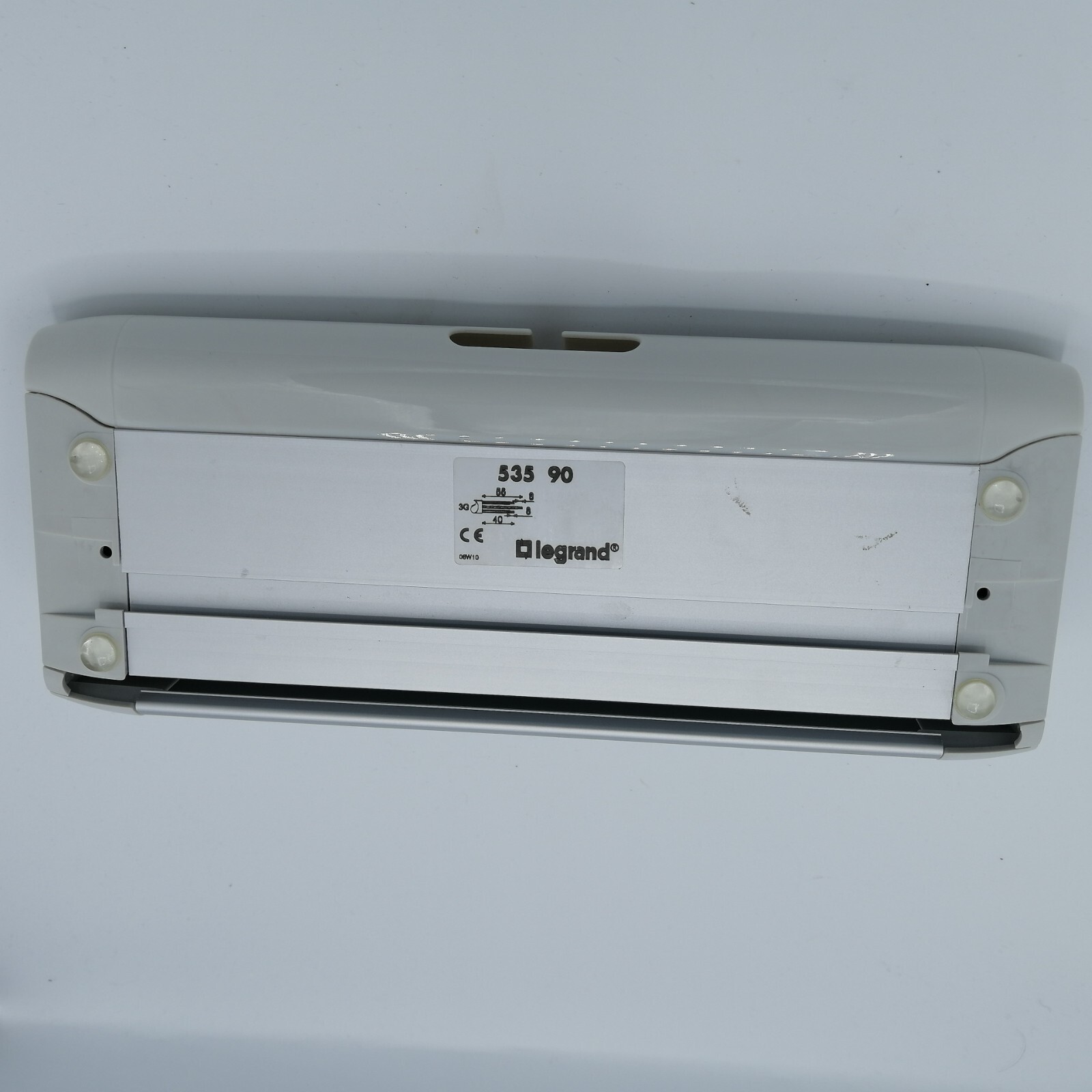 Bloc bureau alu brossé Legrand 8 modules pour télétravail - 3