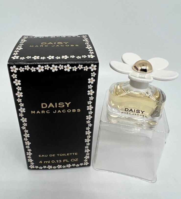 Daisy Marc Jacobs Eau De Toilette 4ML Mini New In Box
