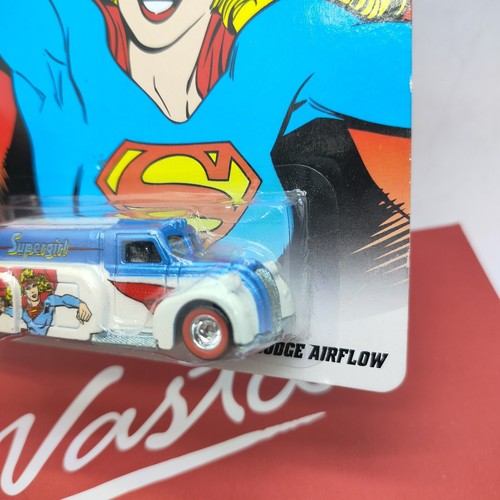 Hot Wheels 2012 Nostalgia Pop Culture DC Comics Supergirl 38 Dodge Airflow W6638 - Picture 3 of 6