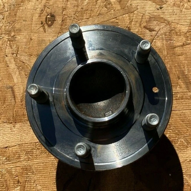 Buick Encore 2017-2020 OEM cojinete de cubo de rueda trasera 13593158 Foto 2 de 4