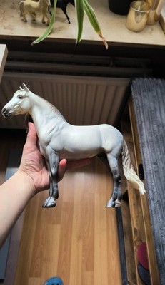 Breyer Duende  Pirma Club 2017