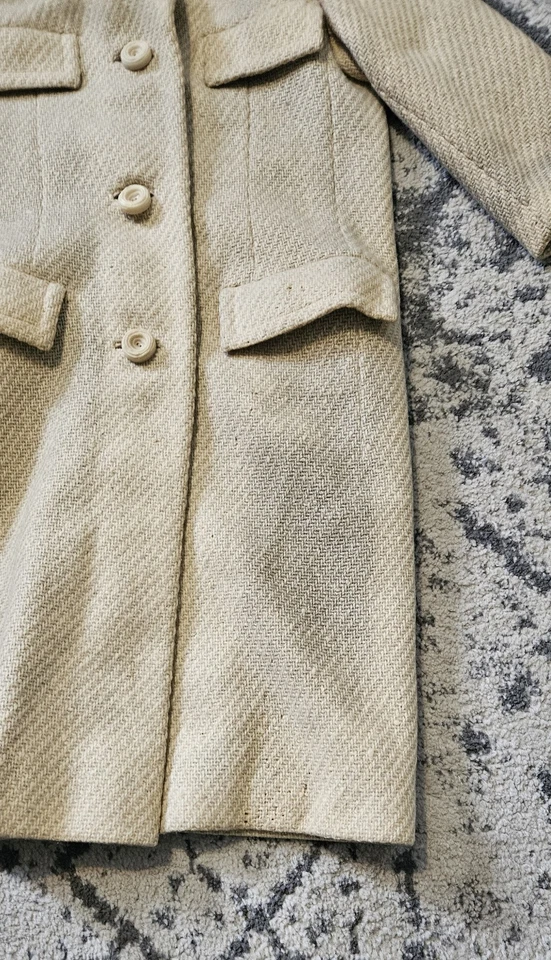 Vintage 1950s 1960s Tan Higbee Compant Winter Coat Bracelet Length Sleeves - Image 2 of 4