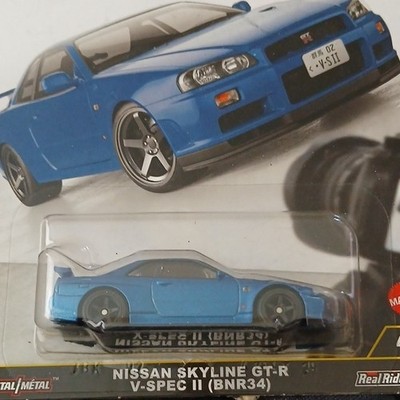 Hot Wheels Nissan Skyline GT-R V-Spec II Blue 1:64 Diecast Car Real Riders