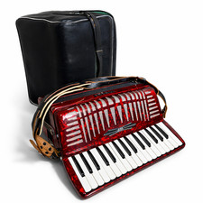 YAMAHA Accordion YA-21 Red 32 Keyboard 21 Bass tested