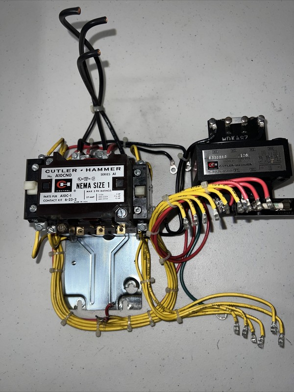 Cutler Hammer A10CNO, Nema Size 1, Series A1, Motor Starter With Transformer