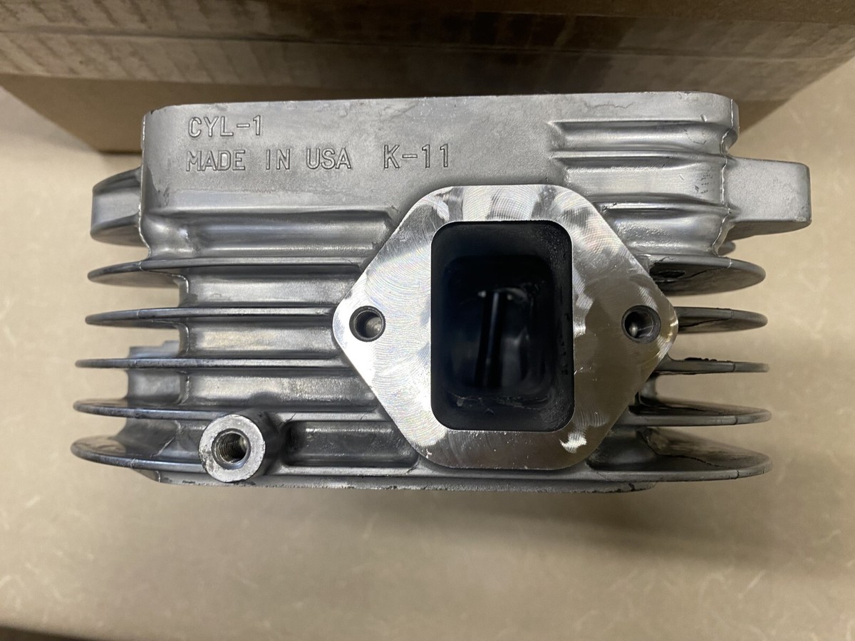 HEAD ヘッド
NEXT EDGE70 ネクストエッジ70
ブーツケース付き Genuine Kawasaki OEM Cylinder Head Kit #1 ; FR/FS/FX 481V