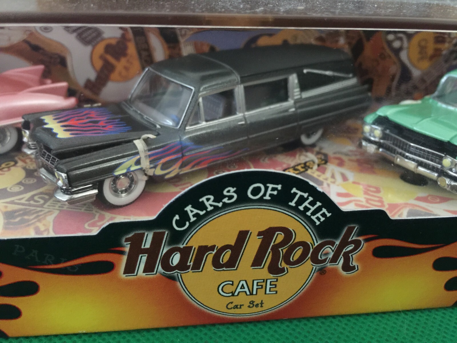 Hot Wheels 100% Collectibles Cars of the Hard Rock Cafe 3 Car 