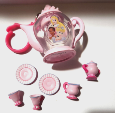 2012 Disney Princess Miniature Tea Set Keychain Playset 7 Pieces