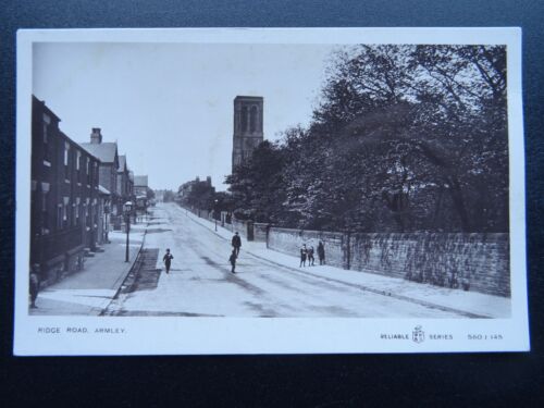 Yorkshire Leeds ARMLEY Ridge Road - Old RP Postcard by W.R.& S. - Picture 1 of 2