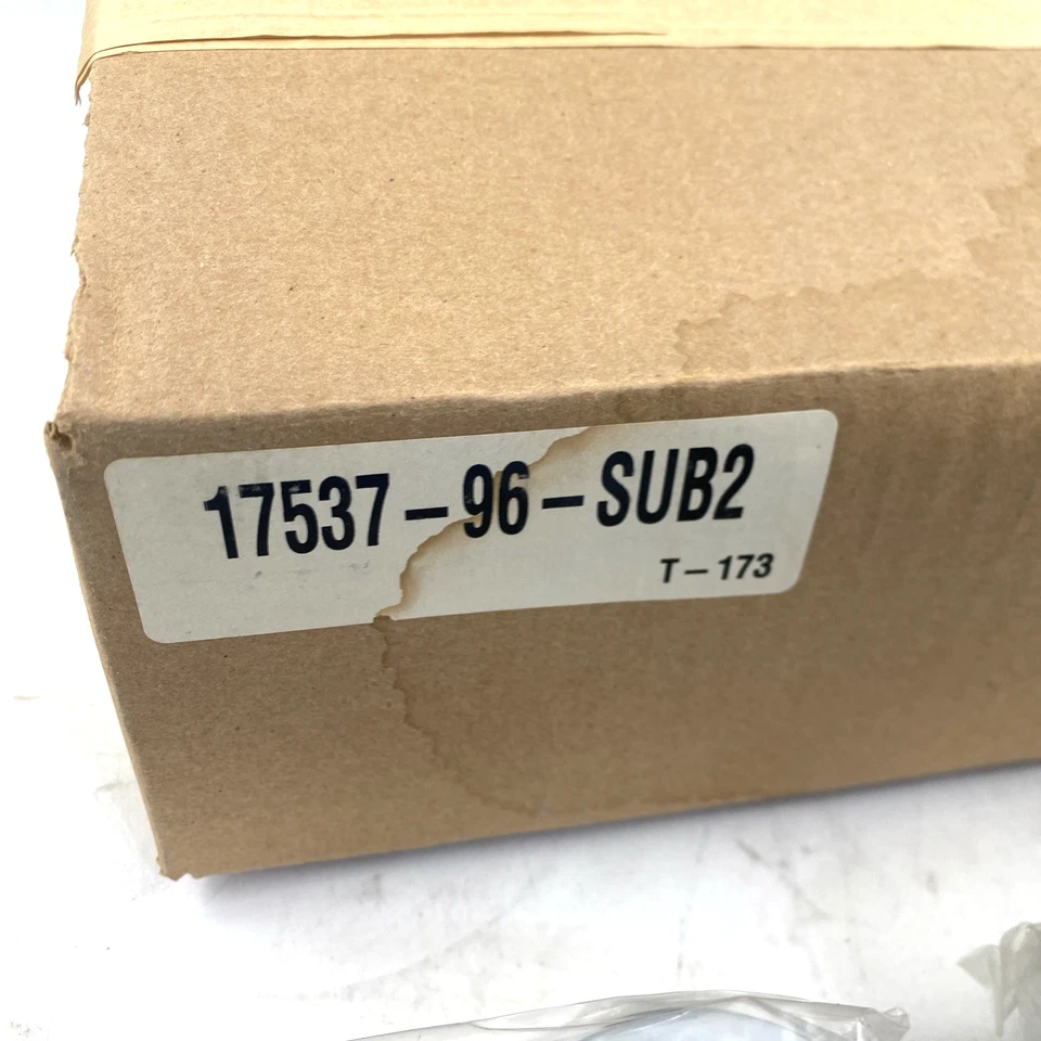 Оригинальные хромированные внутренние крышки качелей Harley 17537-96 96-06 Sportster XL 883 1200 - Изображение 2 из 4