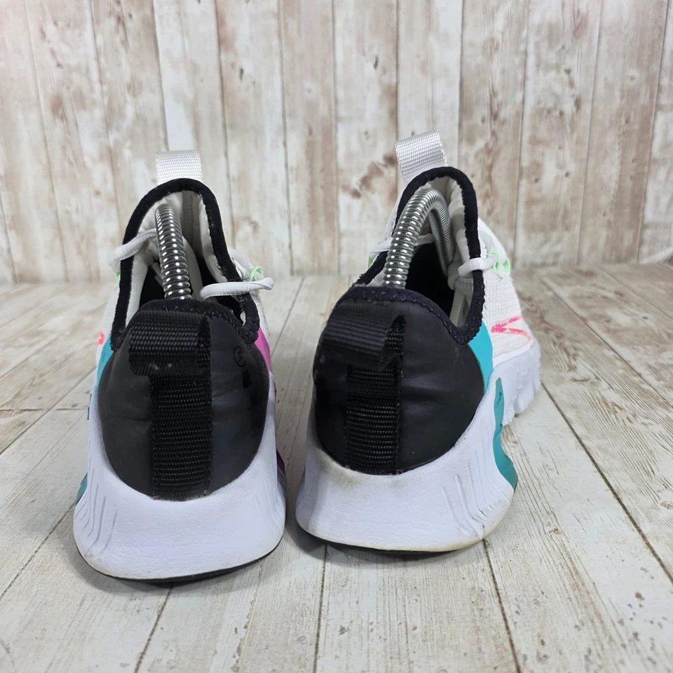 Nike Free Metcon 4 Training Shoes White Multi Color Womens Sneakers - Image 3 of 4