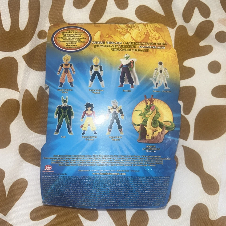 FIGURINE BANDAI DRAGON BALL Z ULTIMATE COLLECTION 10CM SUPER SAIYAN GOKU - Photo 4/4