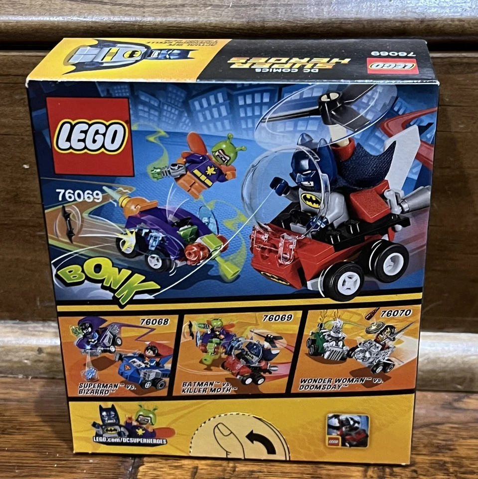 LEGO DC Comics Super Heroes: Batman vs Killer Moth (76069) Juego sellado de fábrica Foto 2 de 2