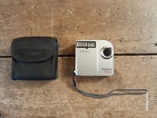 Samsung Digimax 800k 0.8MP Compact Digital Camera In Silver
