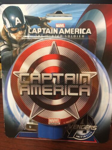 Marvel Captain America The Winter Soldier Plug-in NIGHT LIGHT Lamp - Picture 1 of 4