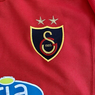 retro Galatasaray maglia. trova delizioso vintage Galatasaray maglia qui