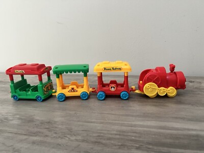 Vintage Disney Railway Train Set W/ Electronic Locomotive That Works 