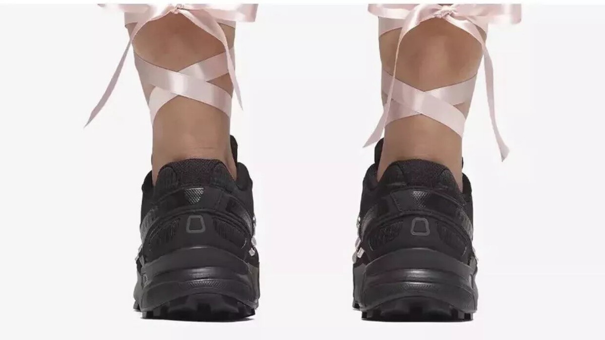 Sandy Liang × Salomon WMNS Speedcross 3 Ribbon L47619500 Sandy Liang × Salomon WMNS Speedcross 3 Ribbon L47619500
