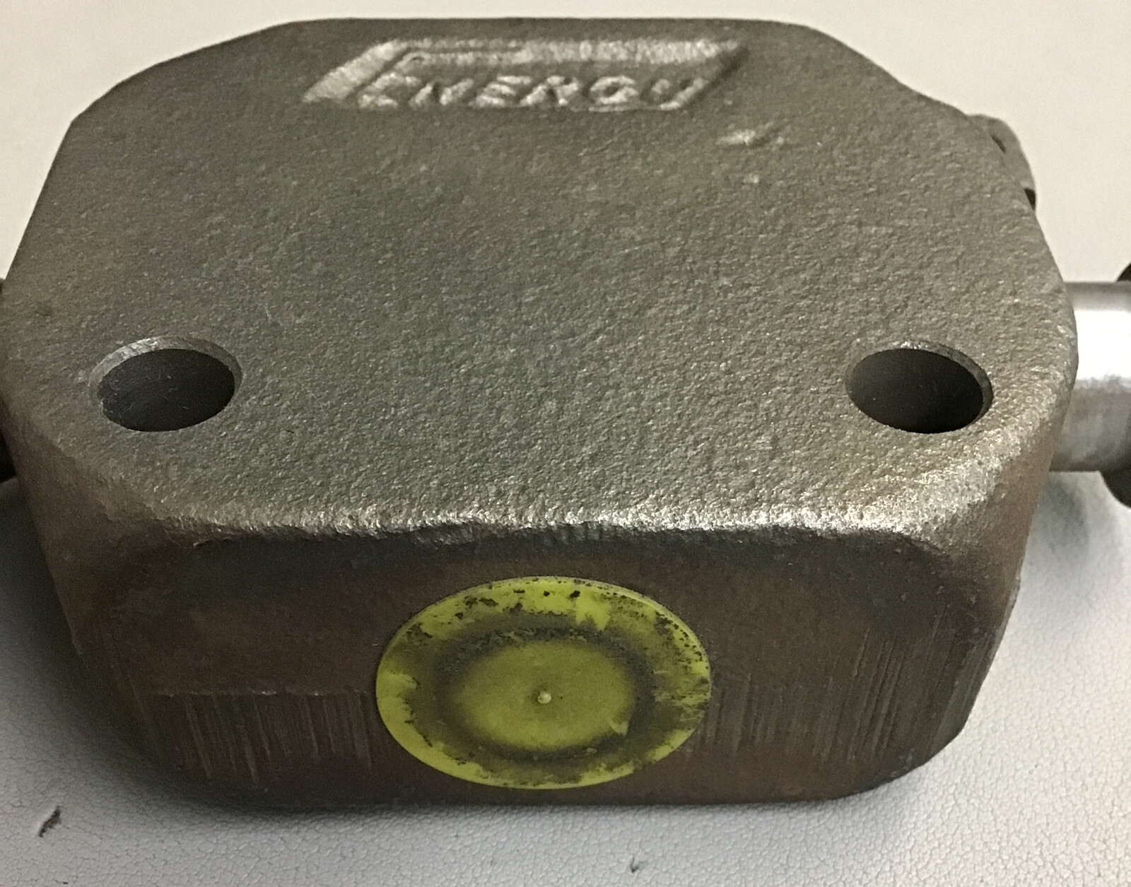 ENERGY MFG. Hydraulic Selector Valve 3Way/2Pos. 1/2 in NPTF Ports