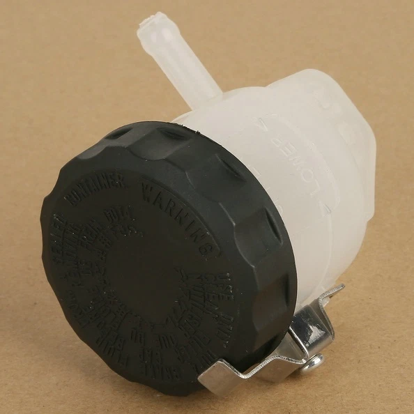 Botella de líquido de frenos delantera universal para motocicleta cilindro maestro depósito de aceite taza Foto 2 de 4