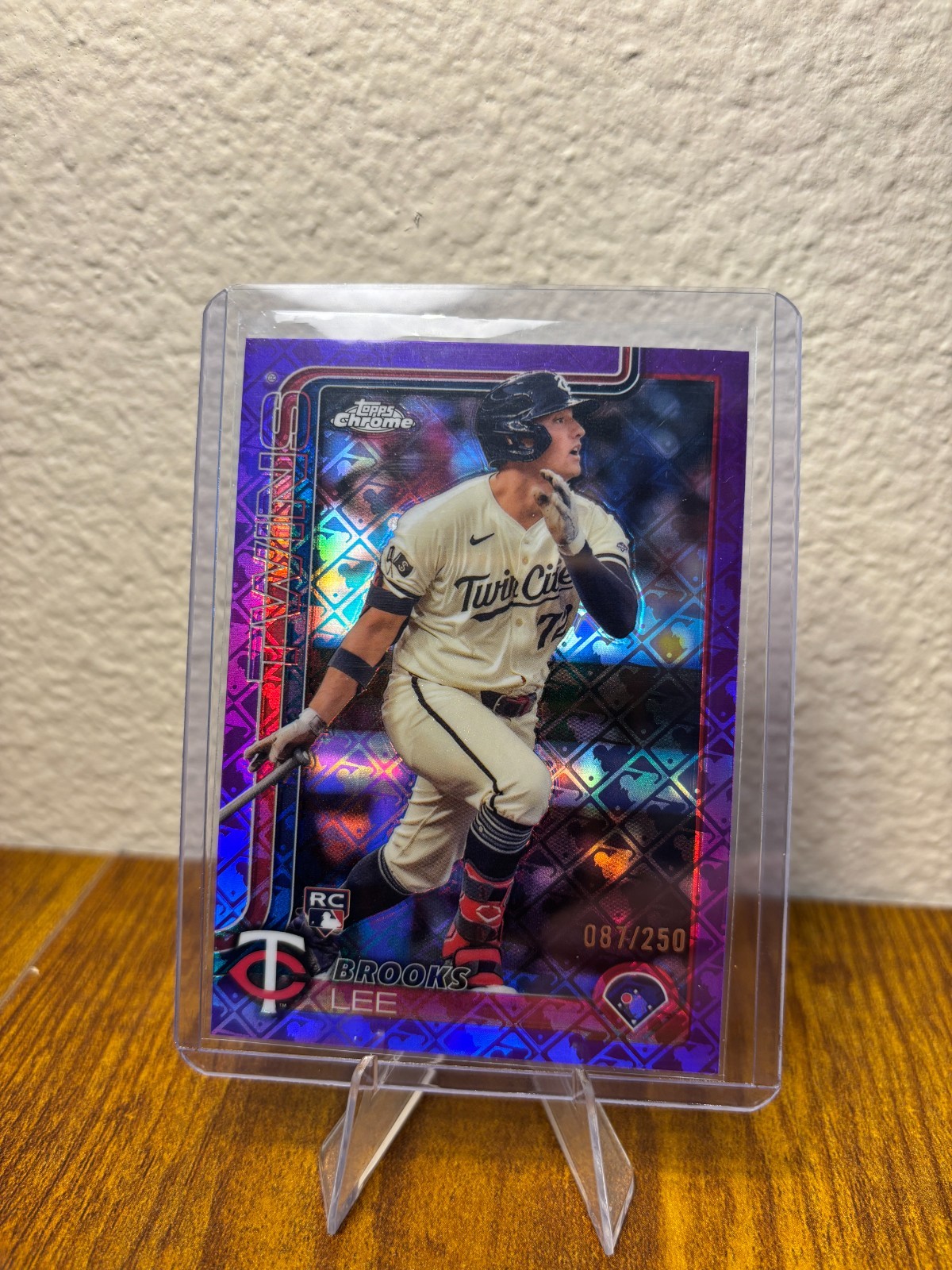 2025 Topps Chrome - Brooks Lee #234 Purple Logofractor /250 (RC)