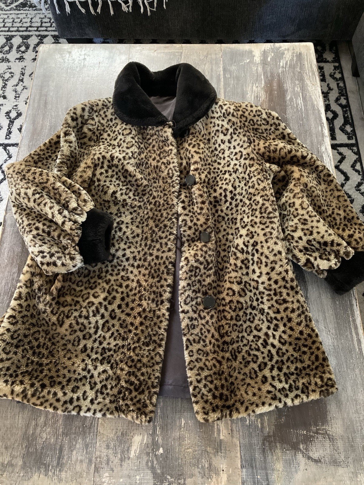 Vintage Faux Fur Coat Cheetah Large Oversized Cozy