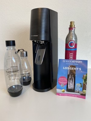 SodaStream TERRA schwarz Wassersprudler Set + Flaschen + CO2-Kartusche (leer)