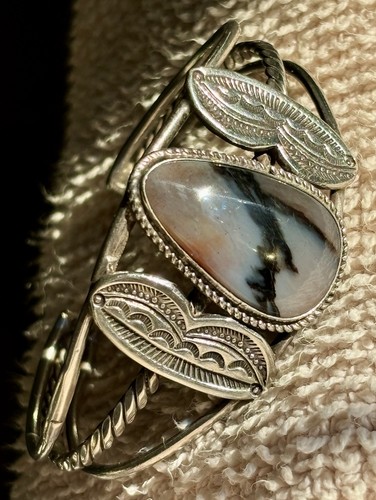 Vintage Navajo Sterling Silver Montana Agate Cuff / Bracelet 27.77 Grams