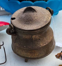 Vintage Cast Iron & Brass Cauldron; Pot w/Lid