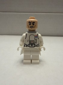 LEGO Star Wars Snowtrooper Commander Minifigure 75054 AT-AT