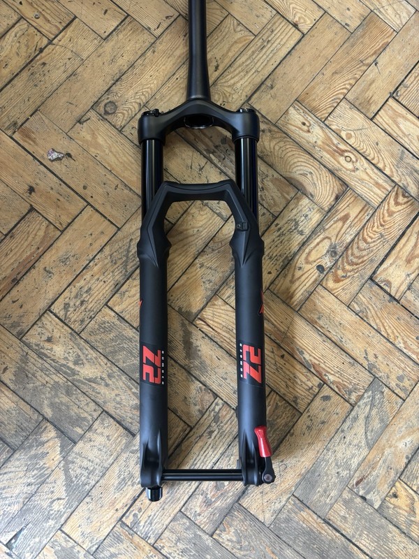 Marzocchi Bomber Z2 27.5 140mm 44mm Offset