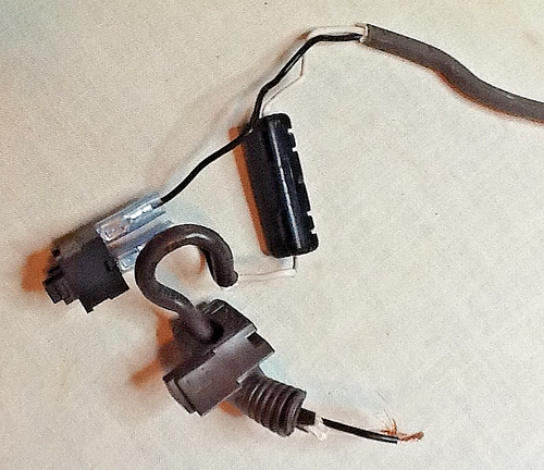 DYSON DC33 ON/OFF SWITCH & WIRE ASSEMBLY 011126A | eBay