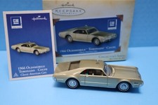 2004 Hallmark 1966 OLDSMOBILE TORONADO COUPE 14th Classic American Car BRAND NEW