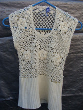 Vintage Knitted Crochet Women's Top Sweater Sleeveless Beige Openwork Sm/Med
