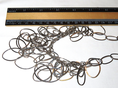 Collar babero de eslabones de cadena ovalados de plata vintage firmado T - Imagen 7 de 7