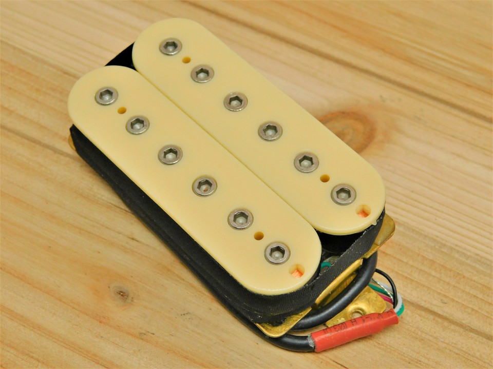 Humbucker HexBucker G.M. Per Collo – Alta Uscita, 50mm, Color Crema Con Poli Cromati Fender Shop - Foto 3
