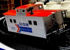 VTG  HO Scale Life-Like Amtrak #852 Caboose -...