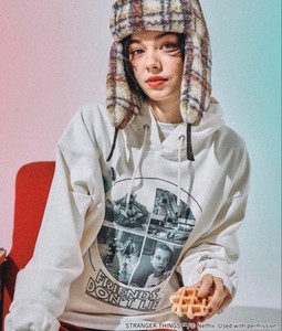 niko and...stranger things　パーカー Mサイズ グレー Niko X Stranger Things | eBay