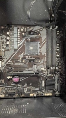 GIGABYTE B550M K Ultra Durable Motherboard AMD AM4 B550 Micro ATX - New