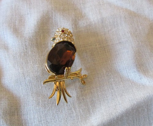 Joan Rivers Vintage perique brooch gold tone signed Joan River