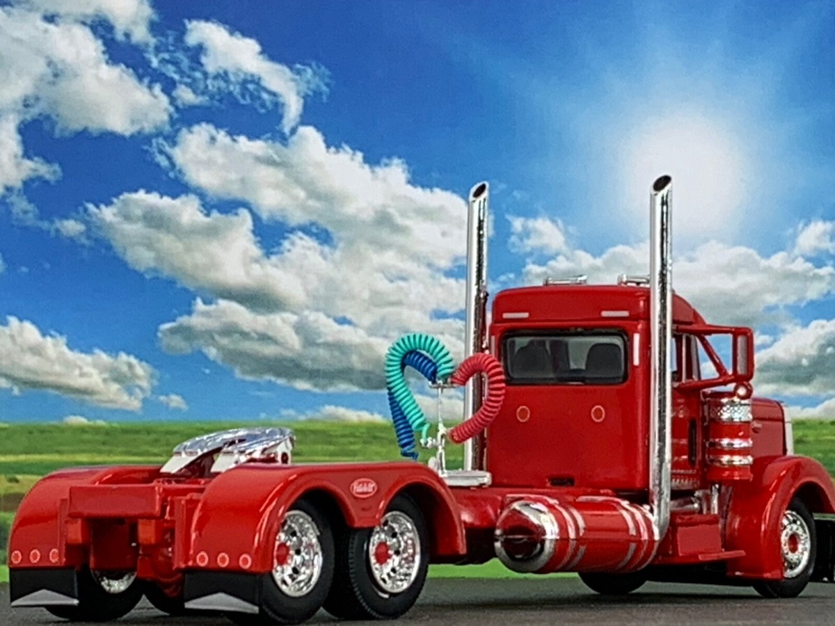 1/64 DCP RED PETERBILT 379 DAY CAB | eBay
