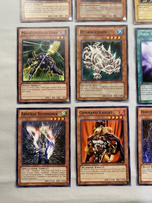 遊戯王1996 Lot of 32 VTG 1996 Kazuki Takahashi Yugioh Playing Cards