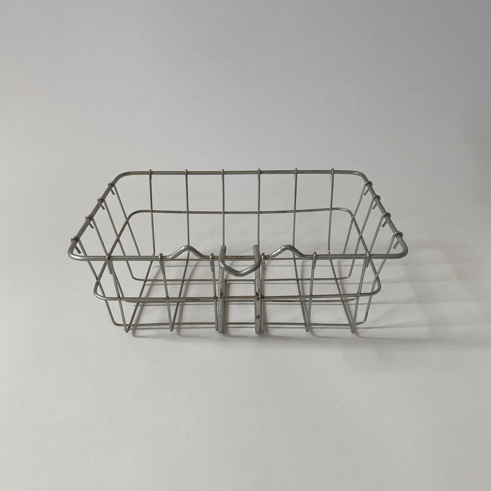 Cesta bicicleta metal vintage - nuevo stock antiguo (NOS) acero galvanizado con herrajes Foto 3 de 4