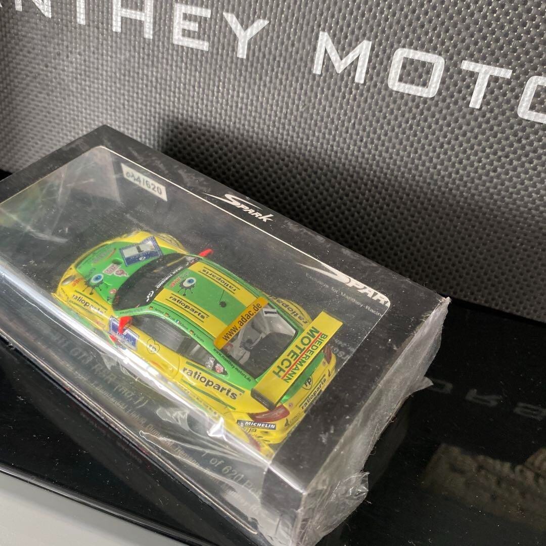 ミニカー MantheyRacing Porsche 911 GT3 RSR 2009 s-l400.jpg