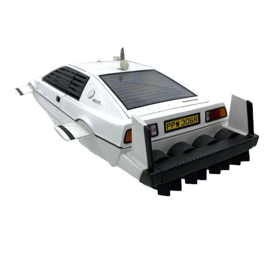 Modellino Auto AutoArt 1/18 Lotus Esprit type 79 'The spy who loved me' 007 - Immagine 3 di 4